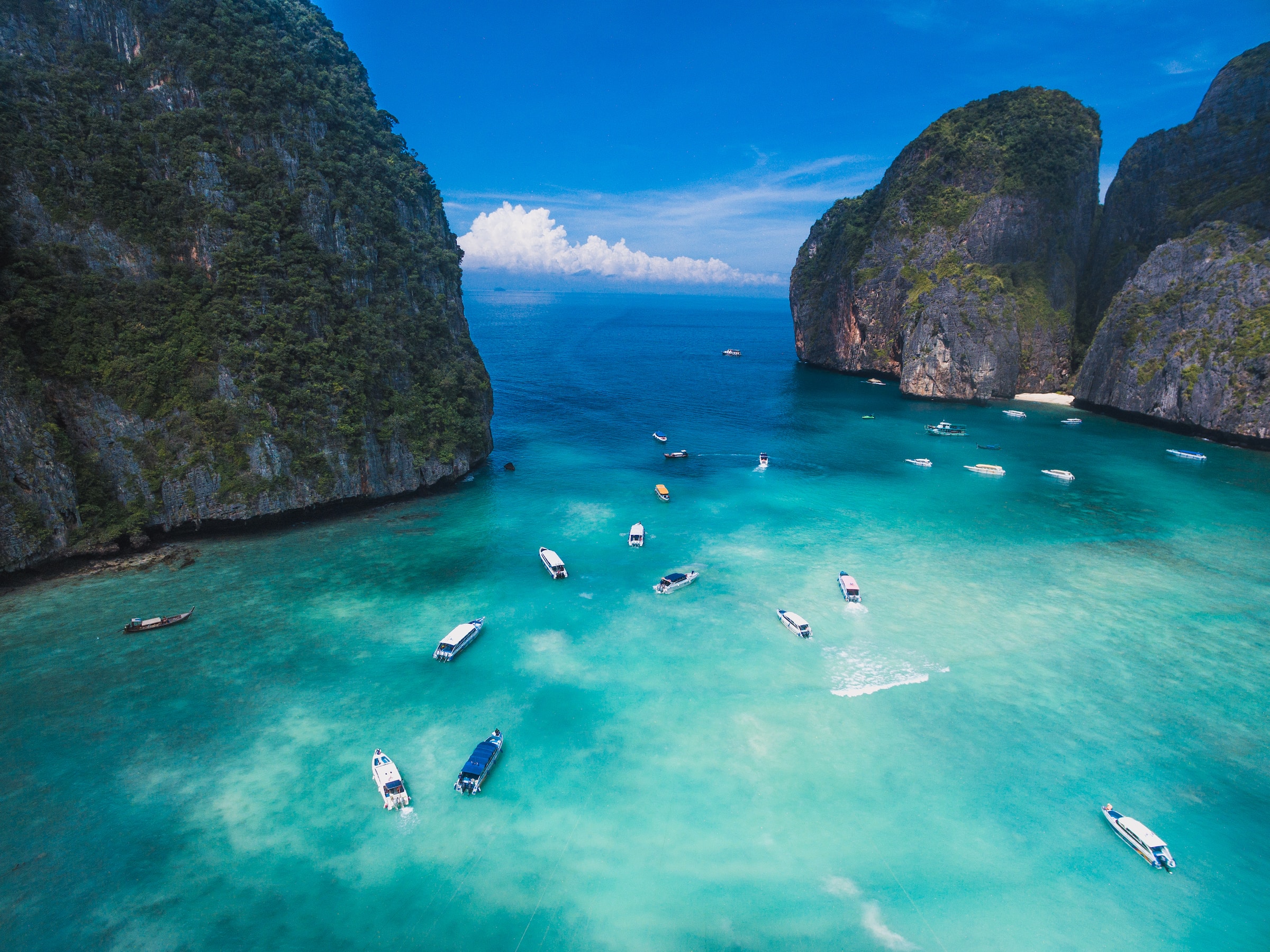 Phuket Thailand Where Summer Beach Fashion Truly Comes Alive 